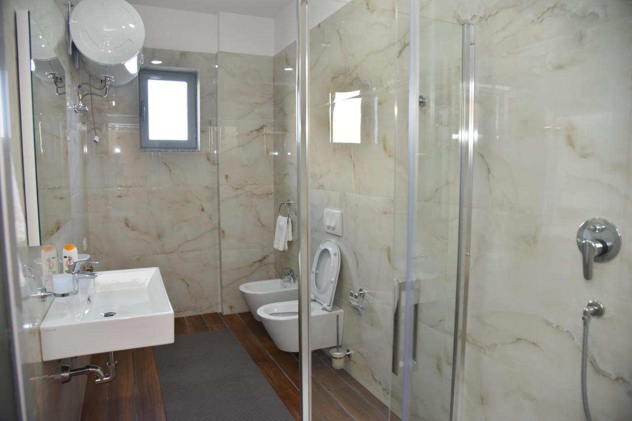Hotel Imperiale Durres Luaran gambar